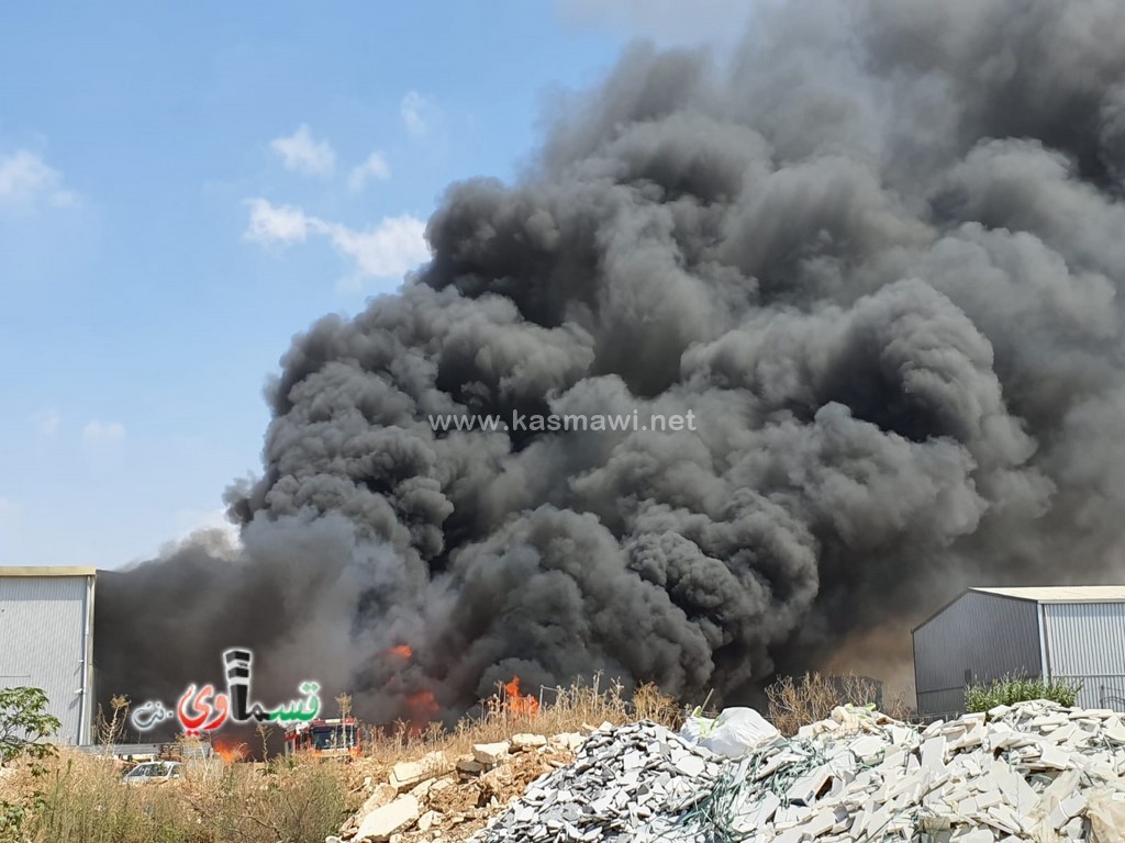 فيديو : اندلاع حريق كبير في مخزن للبلاستيك في سهل المدينة الغربي ومدير قسم الطوارئ خالد عيسى  اشكر كل الشباب اللذين قدموا معداتهم للسيطرة على الحريق  